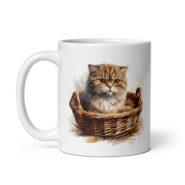 Taza de cerámica de la Serie Pinceladas Gatunas, Diseño 005, mostrando gatos en poses adorables dentro de cestas de mimbre, ideal para amantes de los felinos