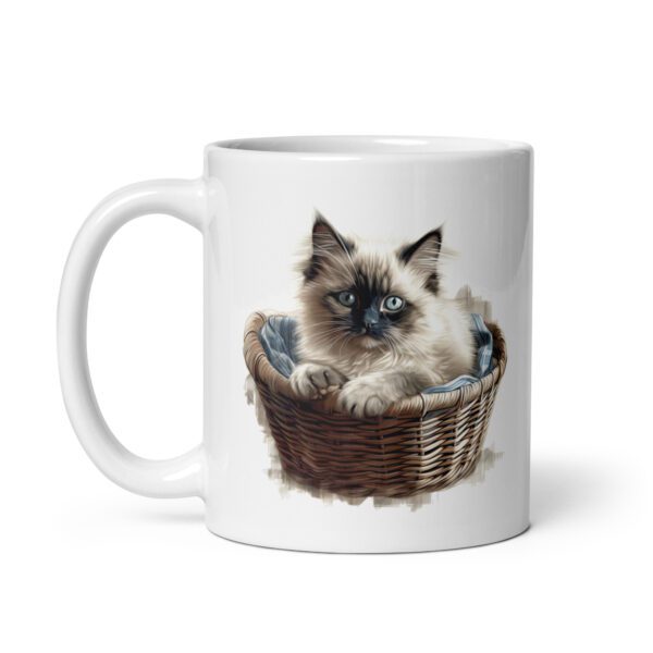 Taza de cerámica de la Serie Pinceladas Gatunas, Diseño 007, mostrando gatos en poses adorables dentro de cestas de mimbre, ideal para amantes de los felinos