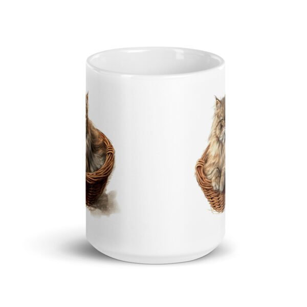 Taza de cerámica de la Serie Pinceladas Gatunas, Diseño 009, mostrando gatos en poses adorables dentro de cestas de mimbre, ideal para amantes de los felinos
