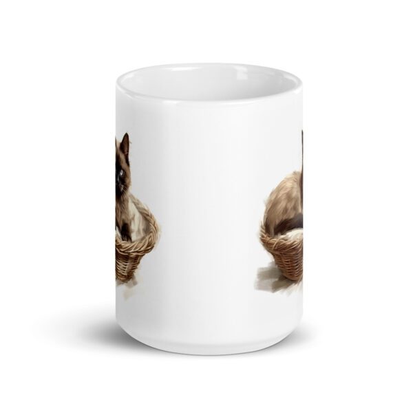 Taza de cerámica de la Serie Pinceladas Gatunas, Diseño 015, mostrando gatos en poses adorables dentro de cestas de mimbre, ideal para amantes de los felinos