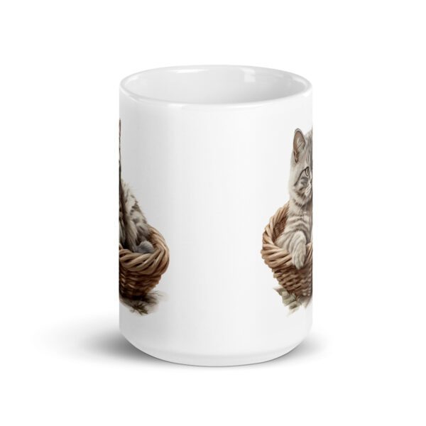 Taza de cerámica de la Serie Pinceladas Gatunas, Diseño 021, mostrando gatos en poses adorables dentro de cestas de mimbre, ideal para amantes de los felinos