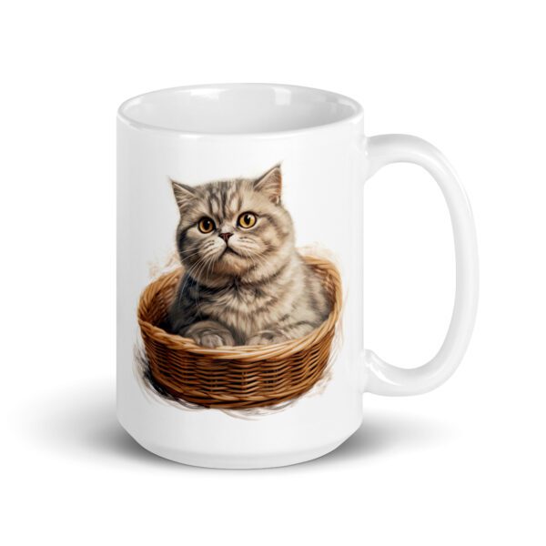Taza de cerámica de la Serie Pinceladas Gatunas, Diseño 006, mostrando gatos en poses adorables dentro de cestas de mimbre, ideal para amantes de los felinos